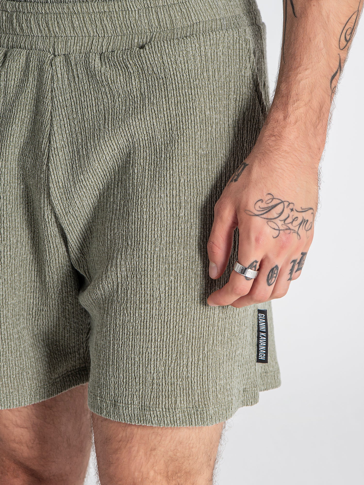 shorts / Green Touch Shorts