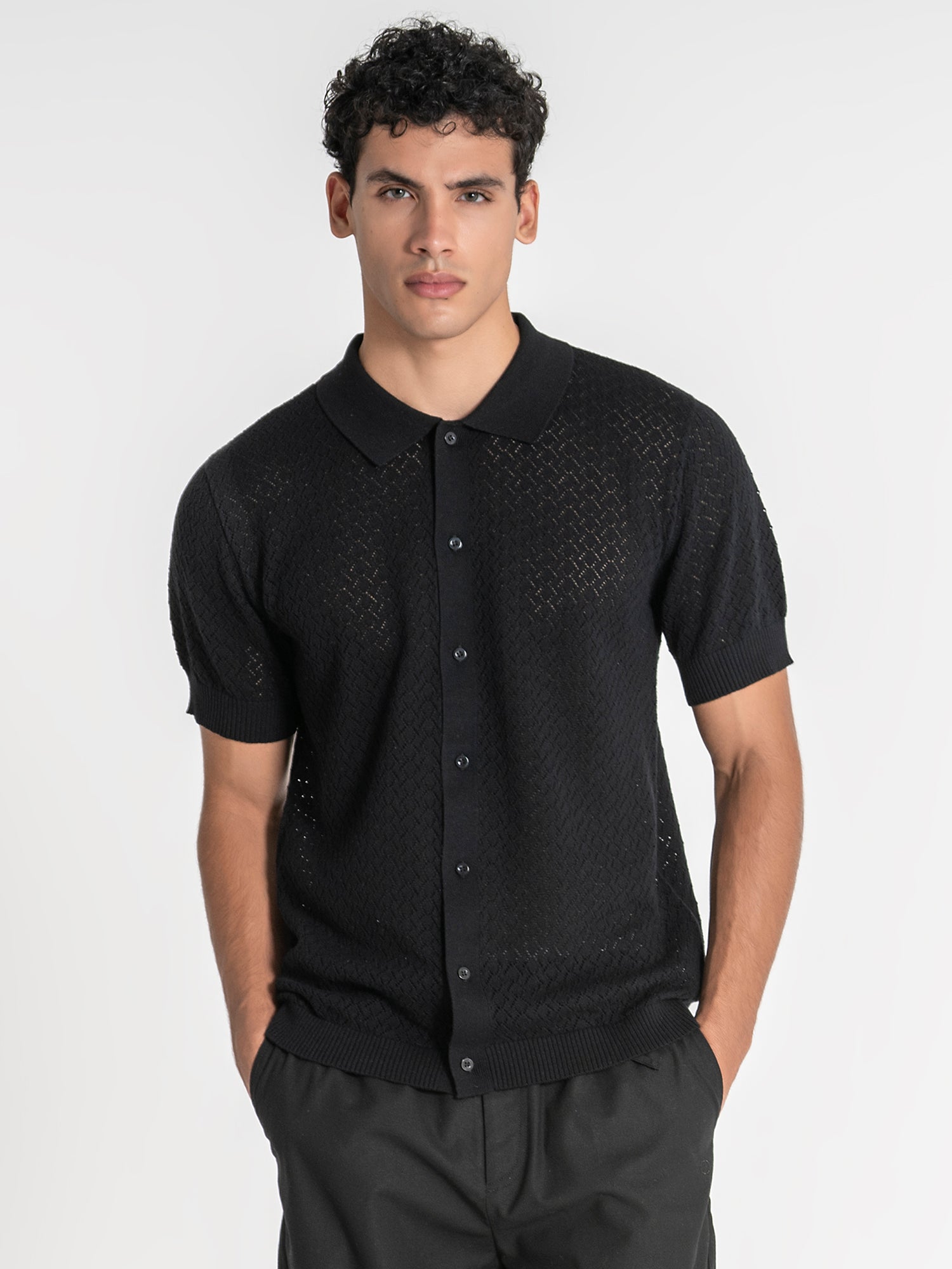 Black Buttoned Knit Shirt