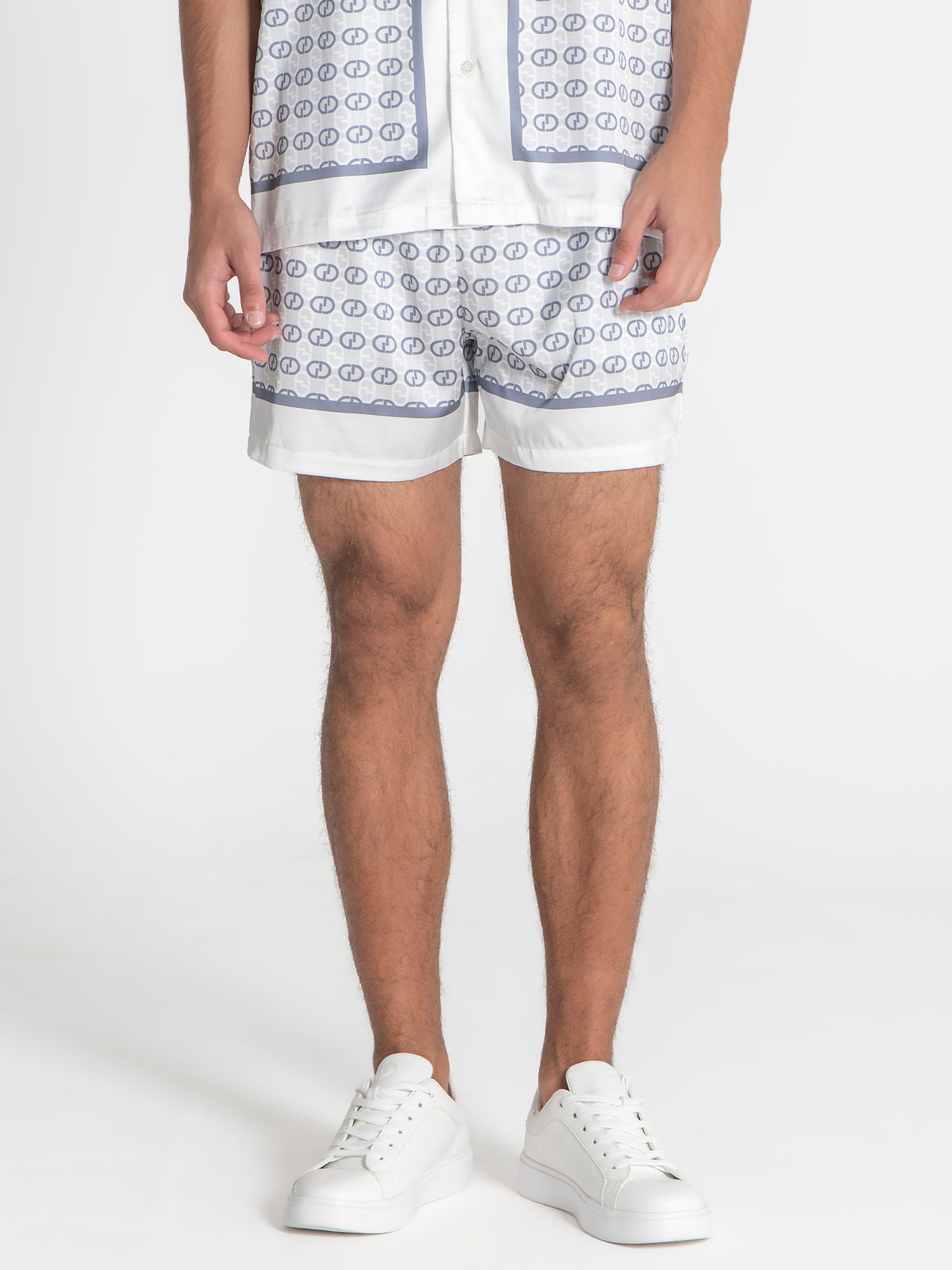 Short En Satin Blanc GG Mania