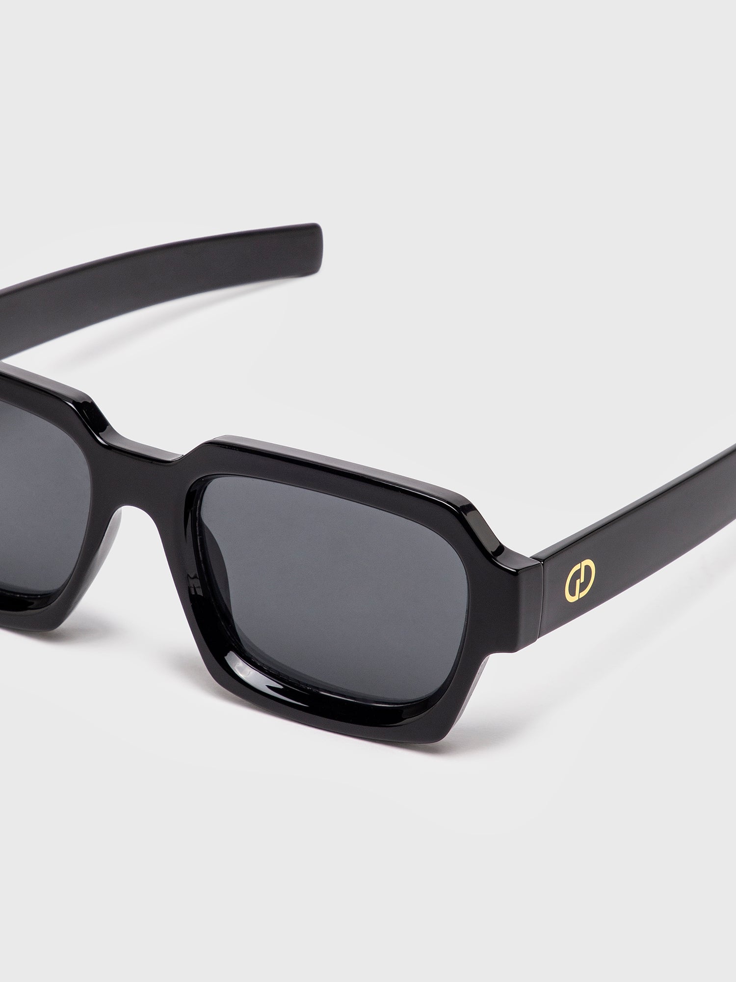 Black GG Sunglasses