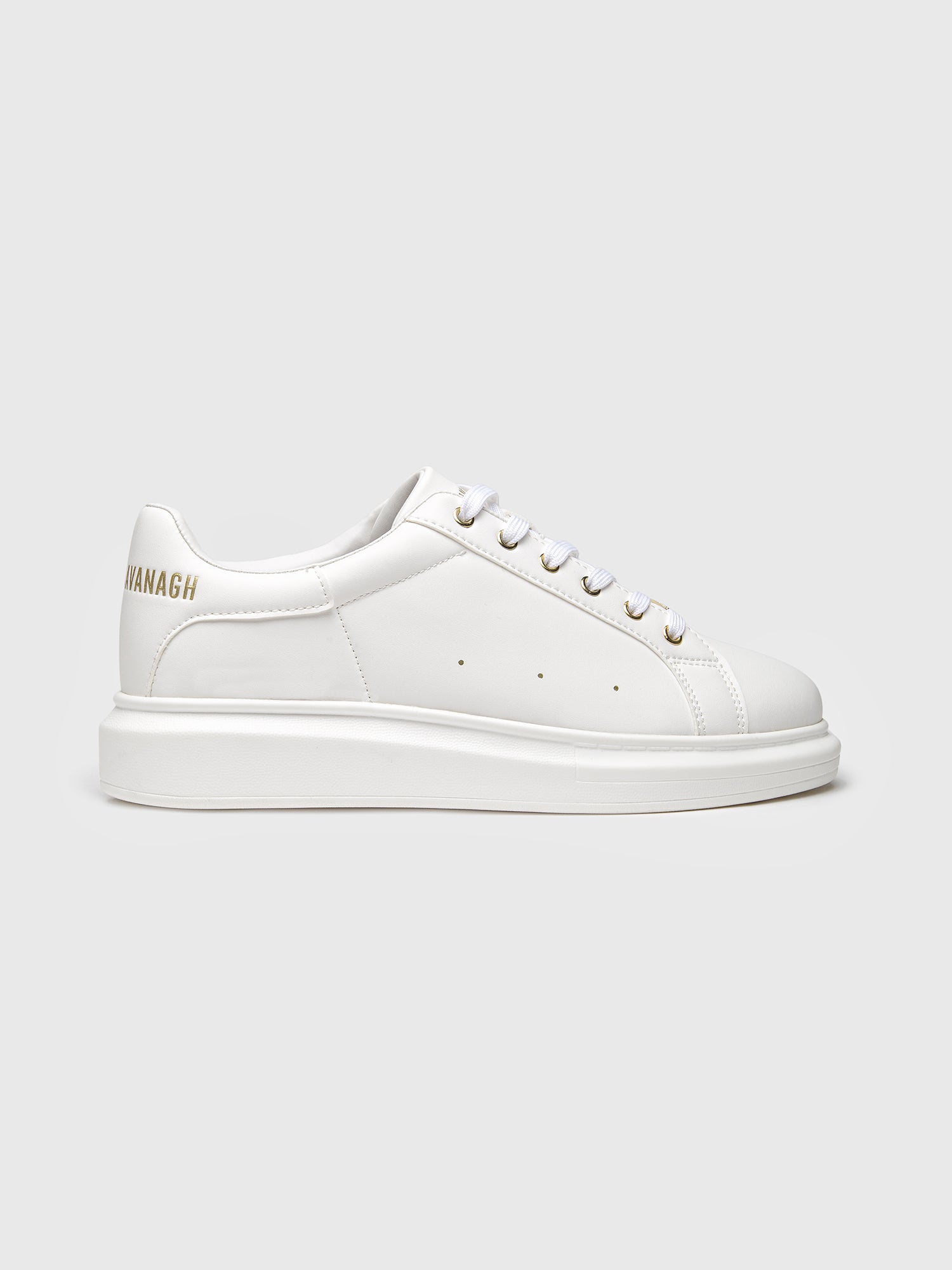 sneakers / White Core Upscale Sneakers