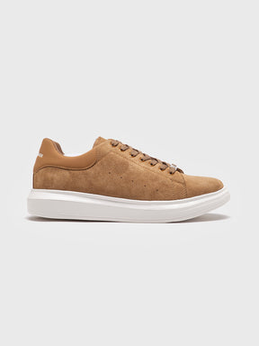 sneakers / Camel Elevated Sneakers