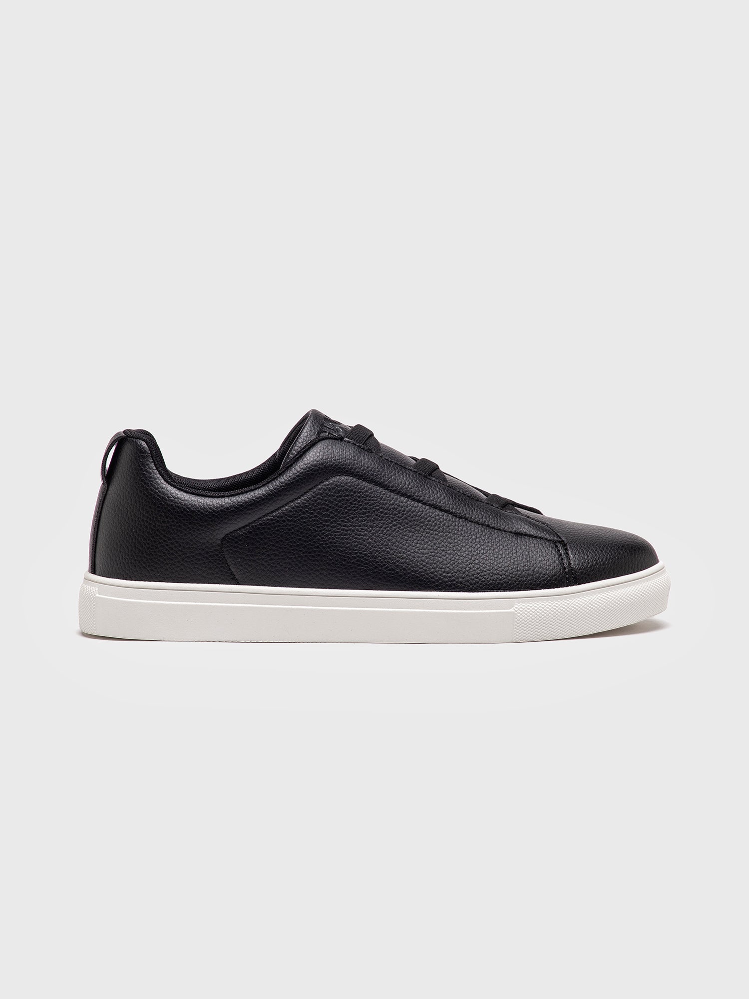 Black Smart Sneakers