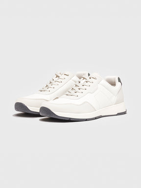 sneakers / White Foam Sneakers