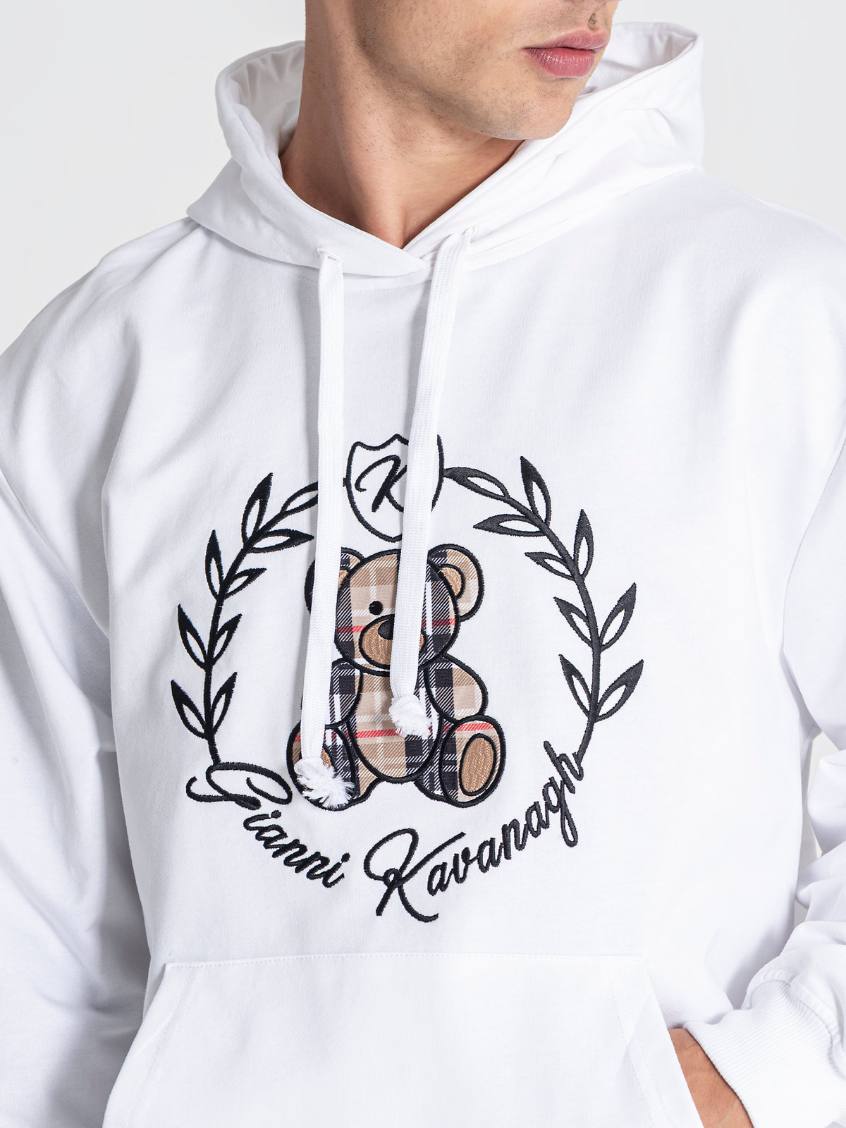 hoodies / White Noble Bear Hoodie