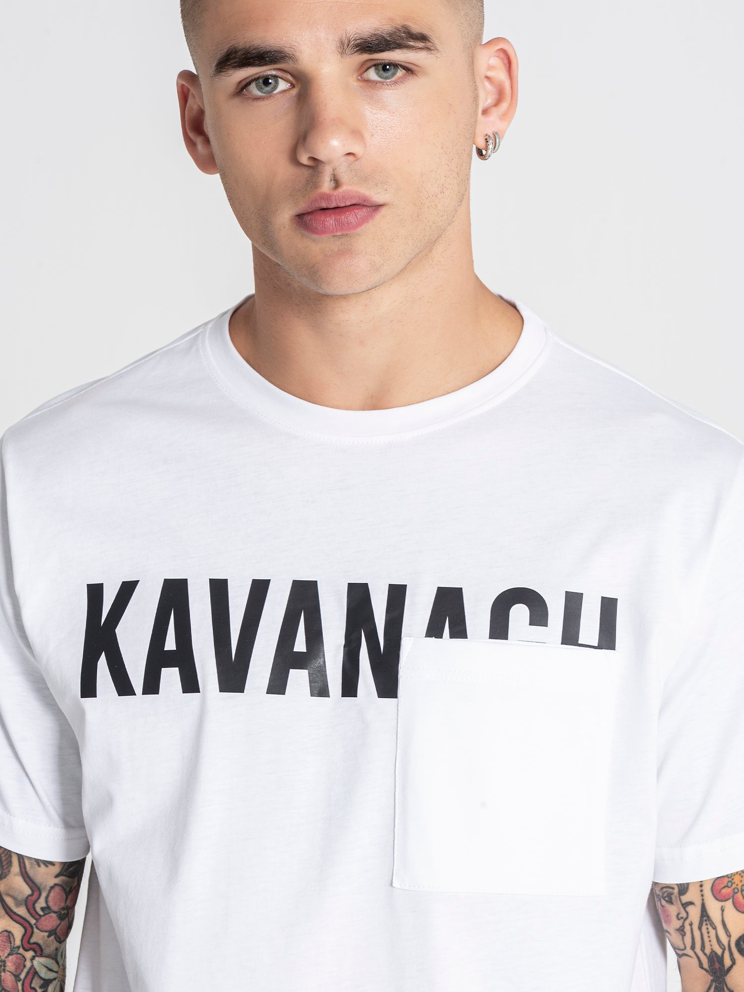 t-shirts / White Kavanagh Pocket Tee