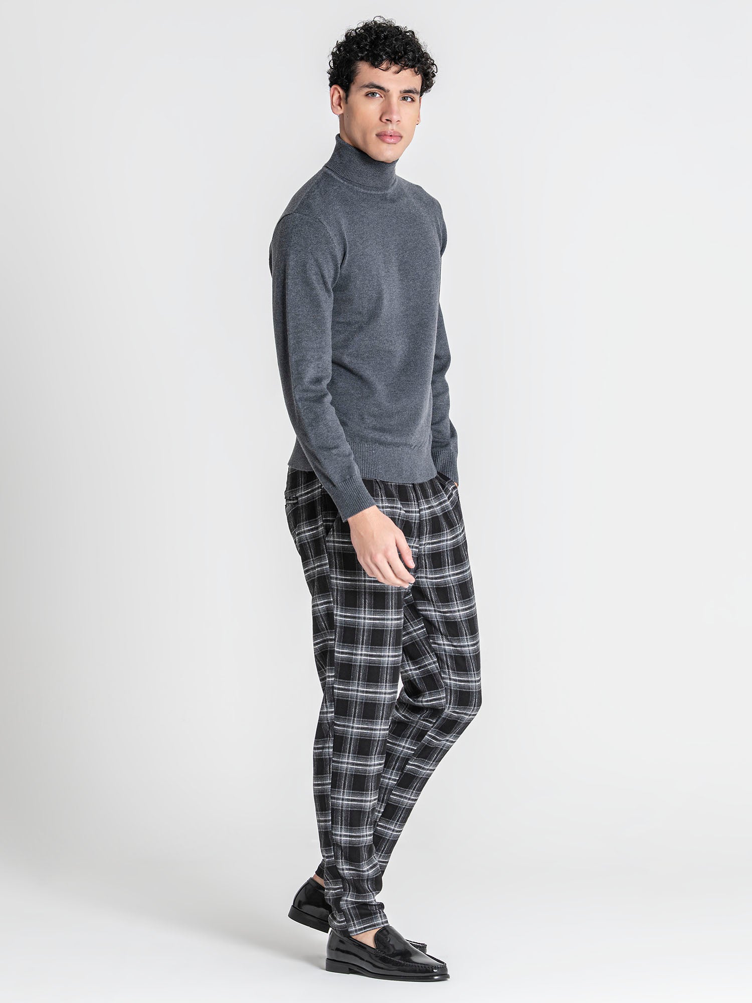 sweats / Grey Soft Knit Turtleneck