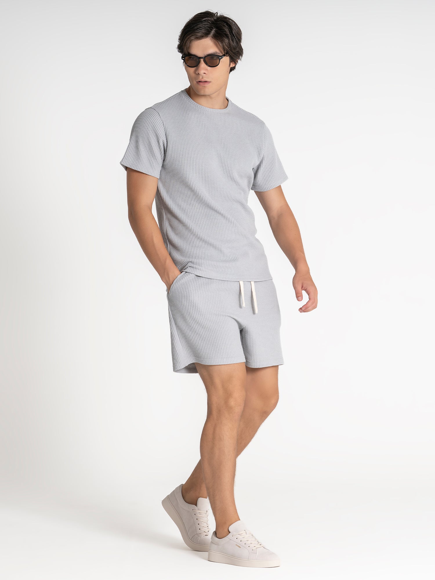 t-shirts / Grey Sense Tee