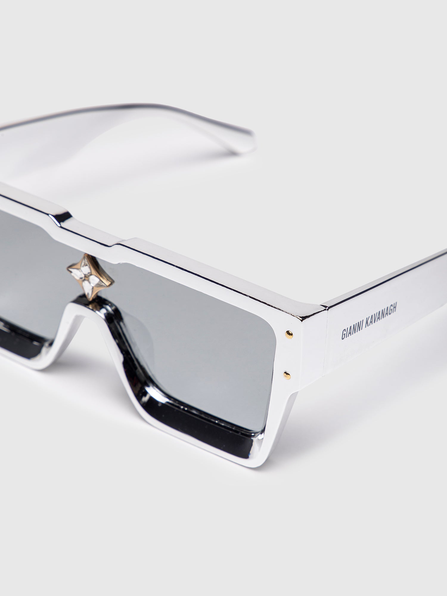 sunglasses / Silver Prisma Sunglasses