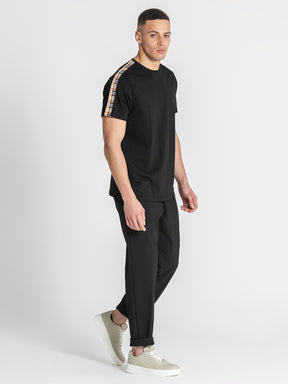 t-shirts / Black British Tee