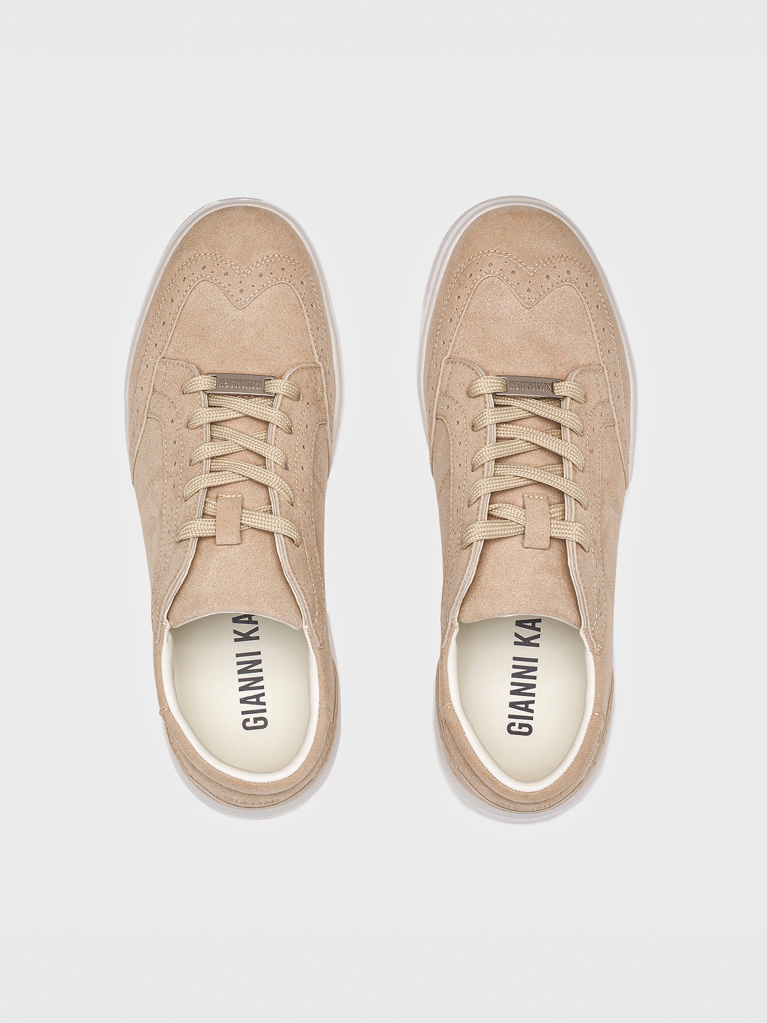 sneakers / Beige Dots Sneakers