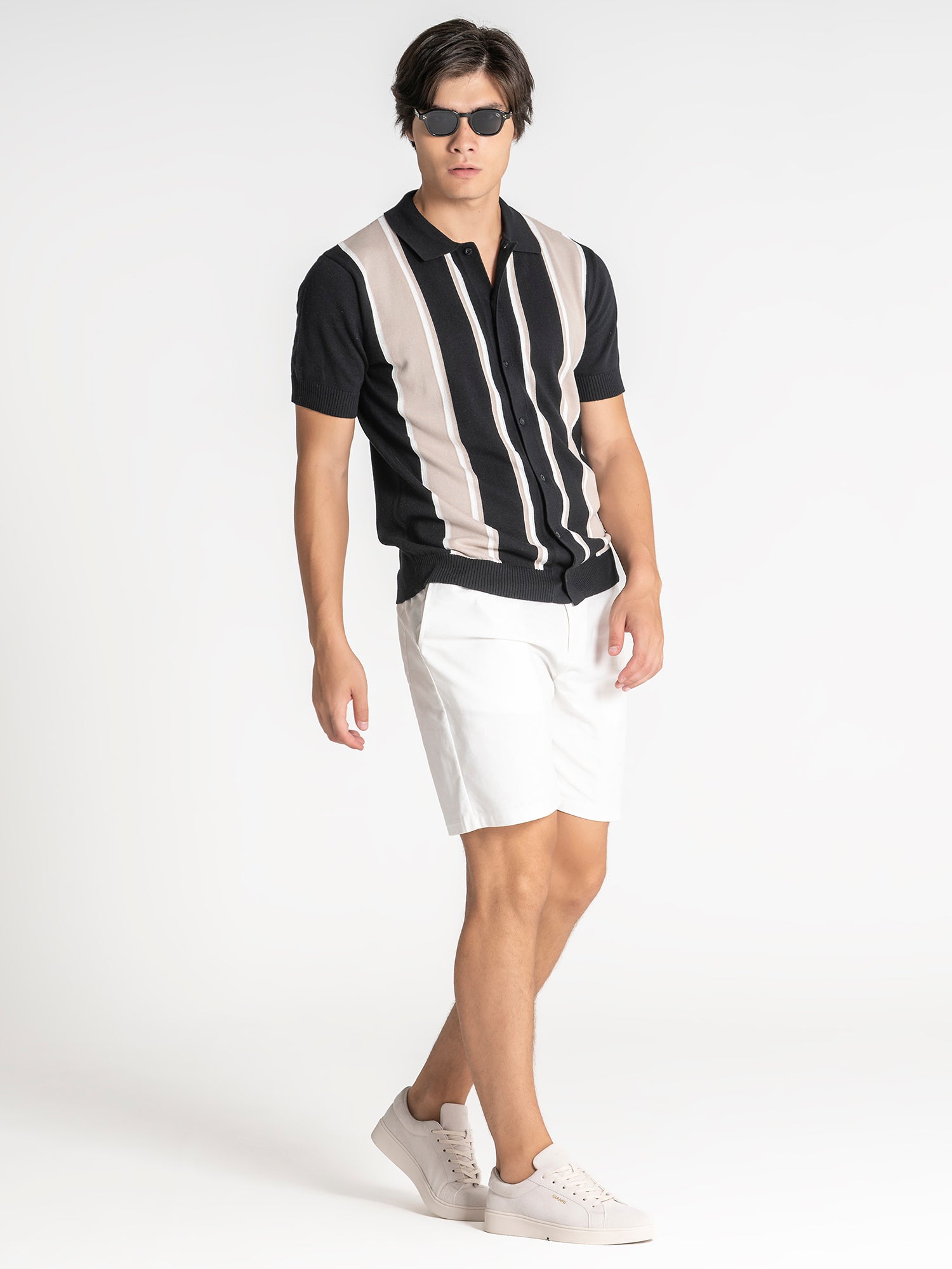 shirts / Black Retro Knit Shirt