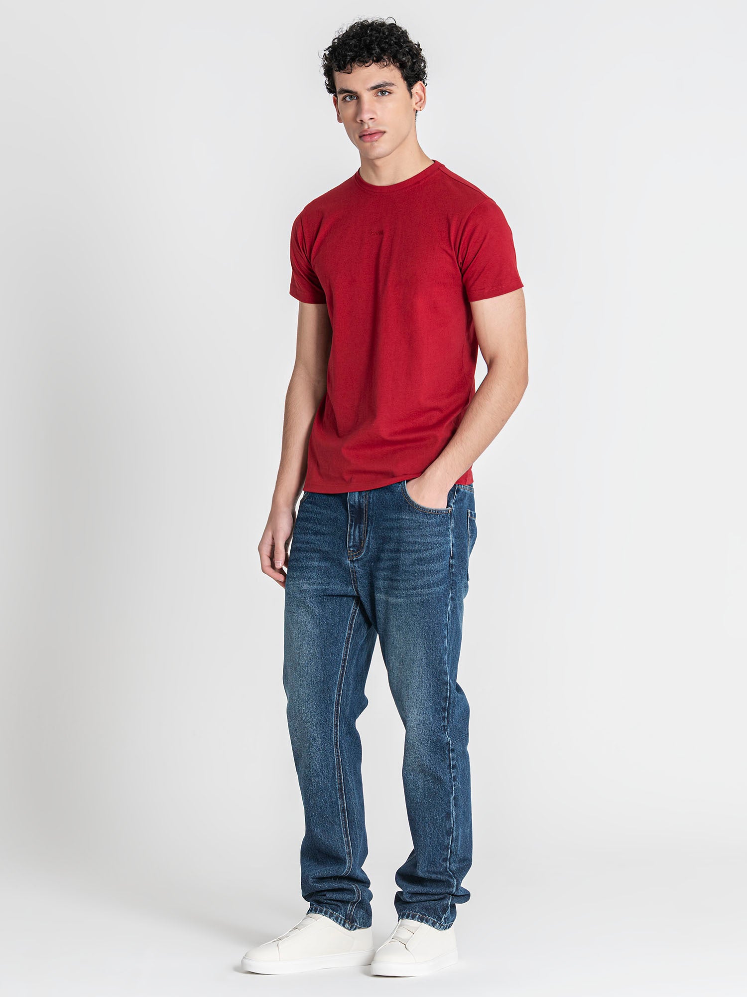 t-shirts / Burgundy Gianni Tee