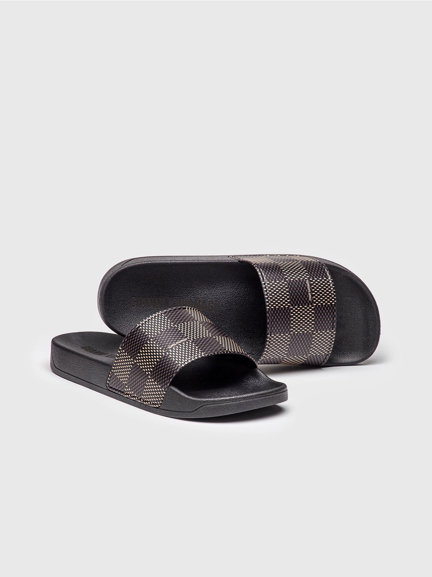 sliders / Brown Piazza Sliders