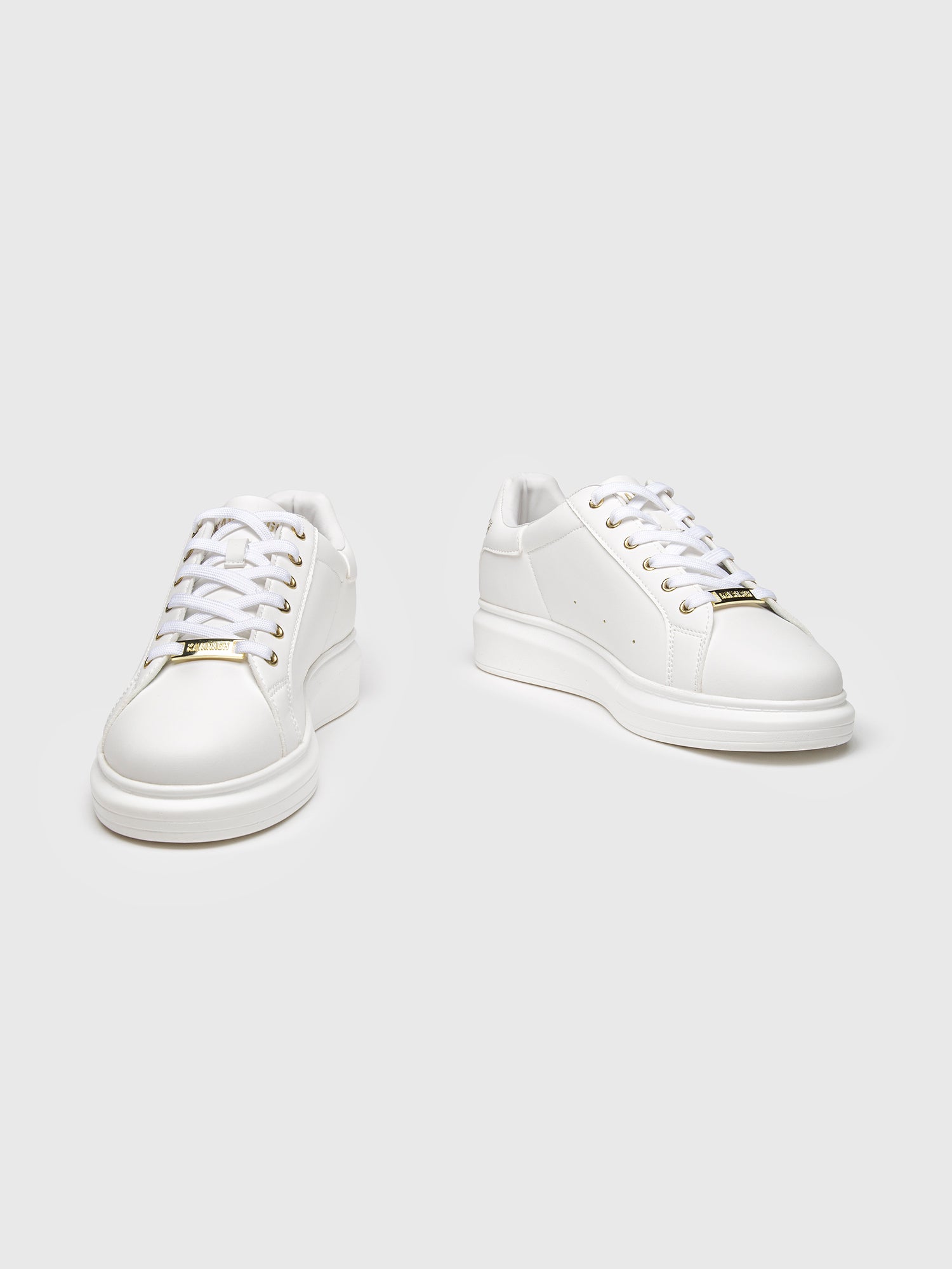 sneakers / White Core Upscale Sneakers