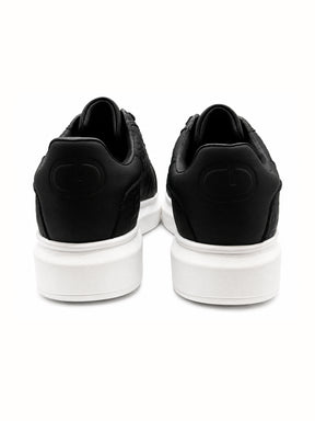 sneakers / Black Sneakers