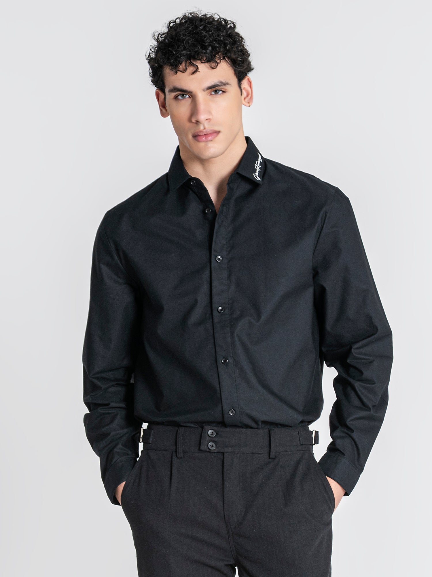 shirts / Black Signature Shirt