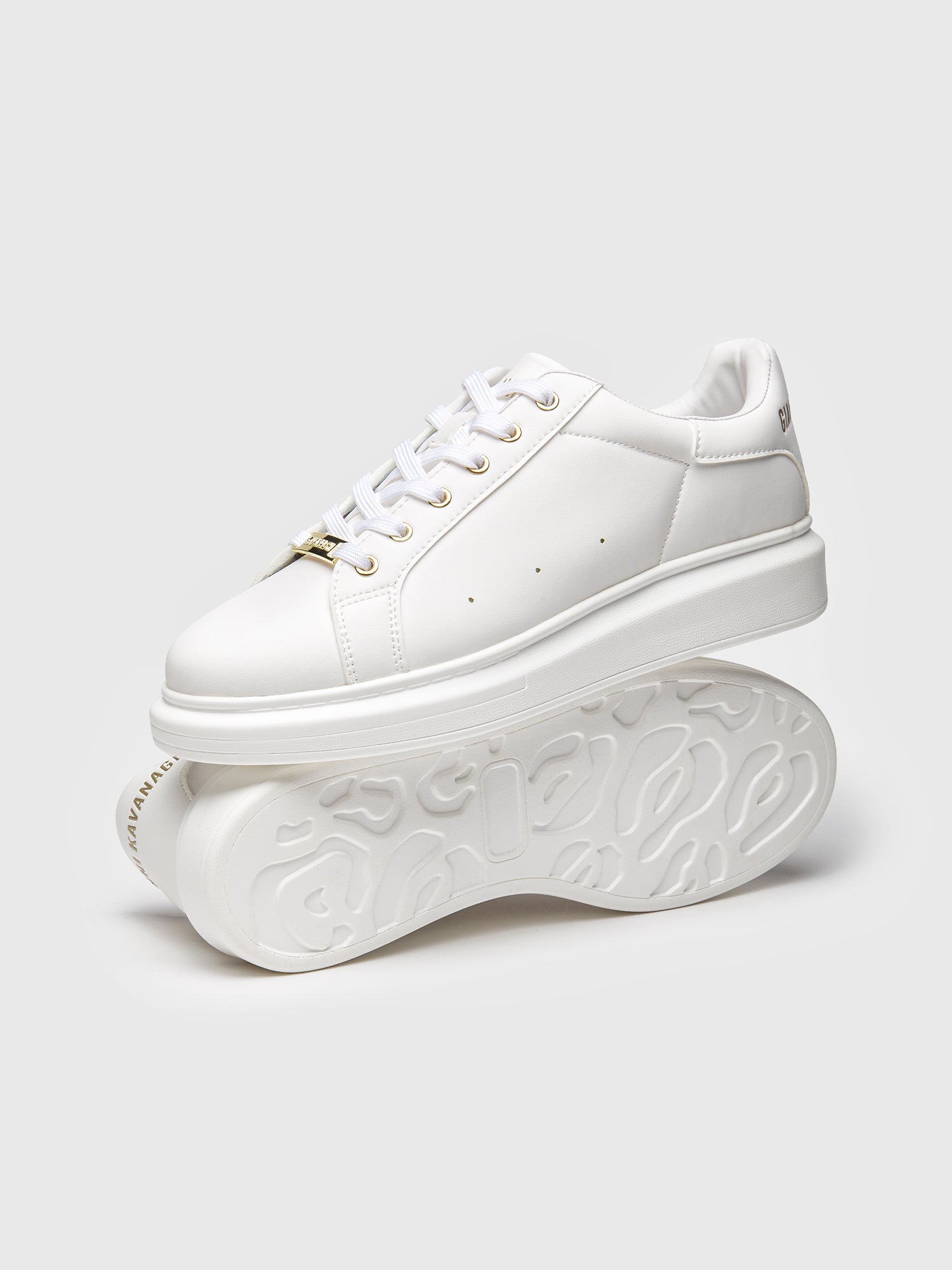 sneakers / White Core Upscale Sneakers