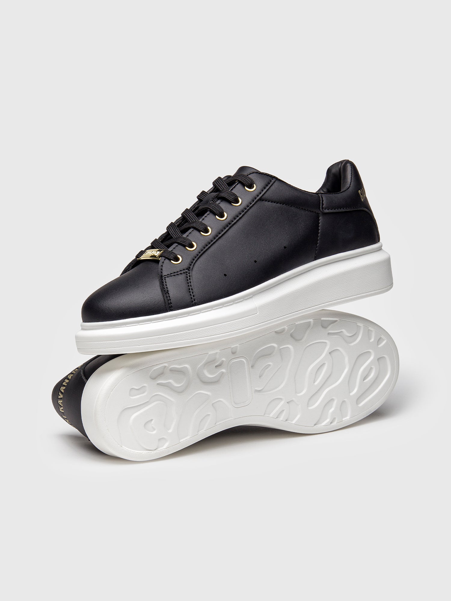 sneakers / Black Core Upscale Sneakers