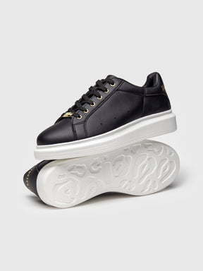sneakers / Black Core Upscale Sneakers
