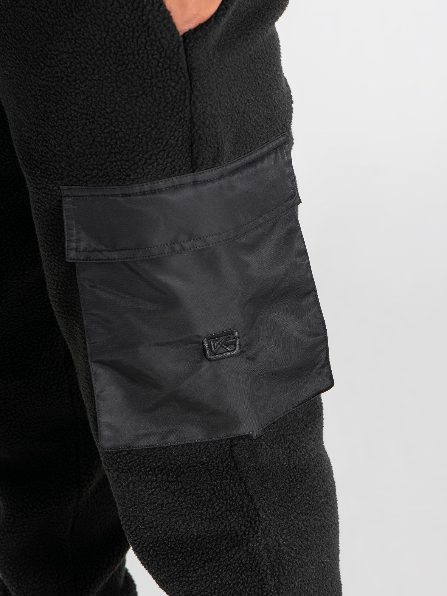 joggers / Black Cargo Sherpa Joggers