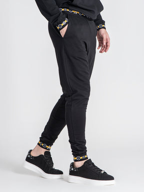 joggers / Black Trail Joggers