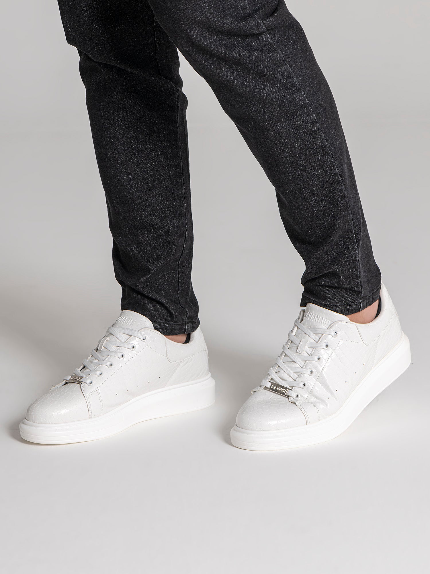 sneakers / White Elevated Sneakers
